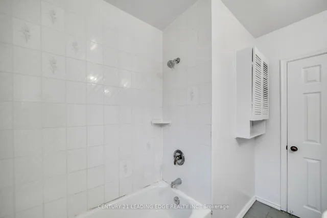 Additional image 7 of 21 Rossander Crt