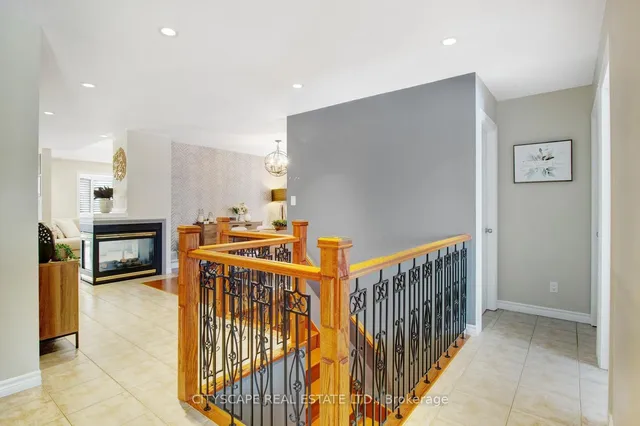 Additional image 6 of 11 Penfold Crt