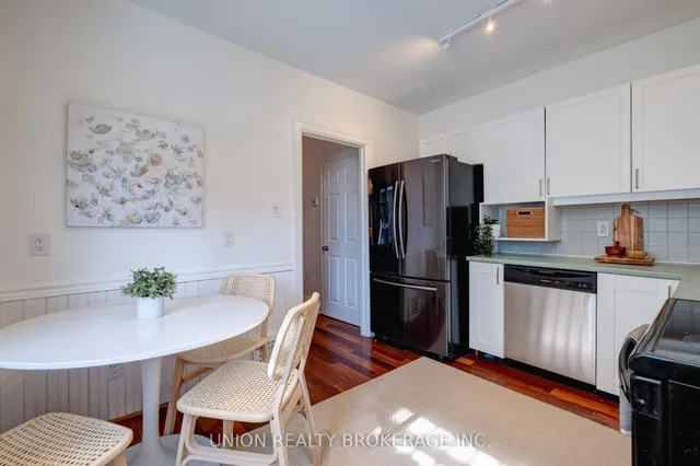 Additional image 13 of 49 Bastedo Ave