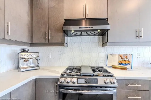 Additional image 25 of 2 HOLCOMB Terr