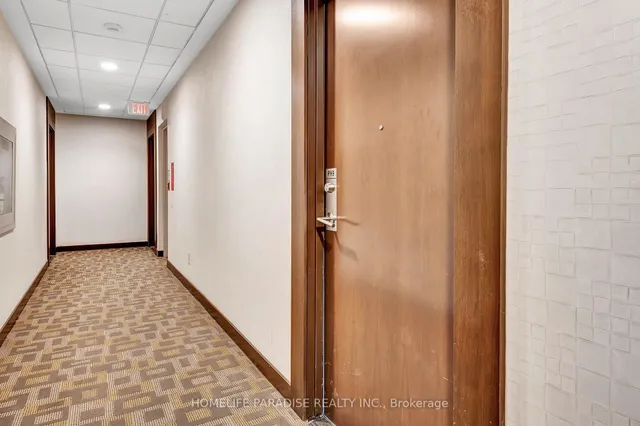 Additional image 19 of 151 Village Green Sq Unit PH09