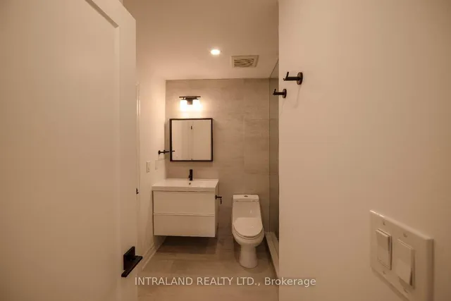 Additional image 16 of 500 Richmond St Unit 301