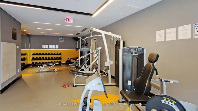 Additional image 33 of 30 Roehampton Ave Unit 1001