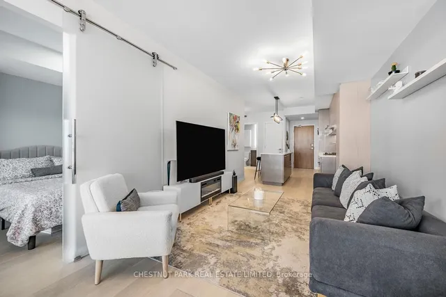 Additional image 8 of 835 St. Clair Ave Unit 304