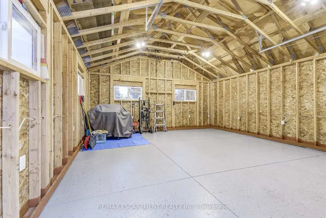 Additional image 36 of 14 WALKER Ave