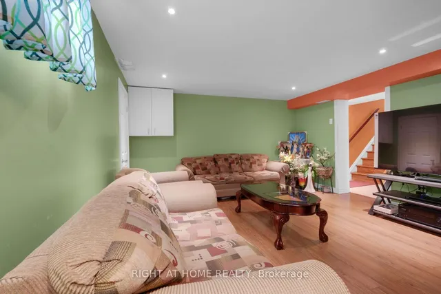 Additional image 15 of 119 Rochman Blvd