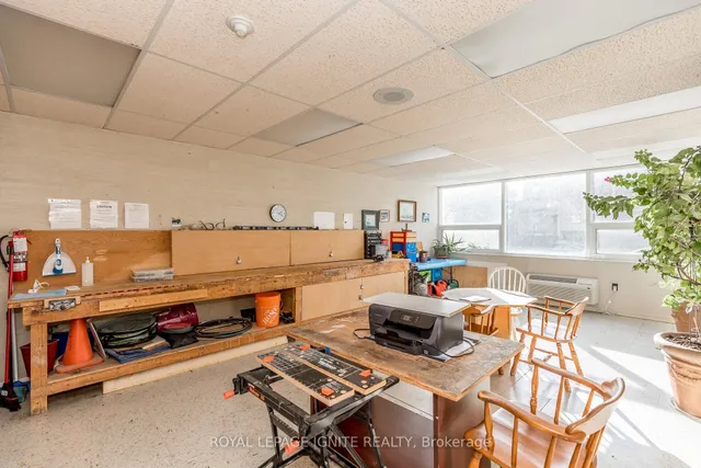 Additional image 34 of 121 Ling Rd Unit 710