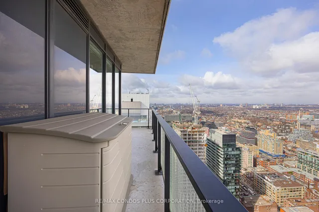 Additional image 23 of 125 Blue Jays Way Unit 5303