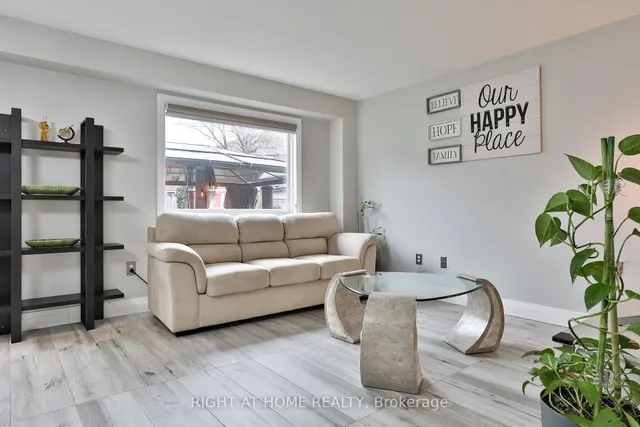 Additional image 17 of 25 Rockford Ru