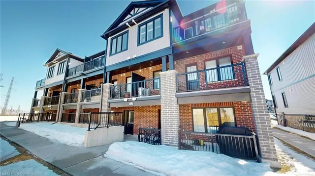 Additional image 14 of 160 Rochefort St Unit D11