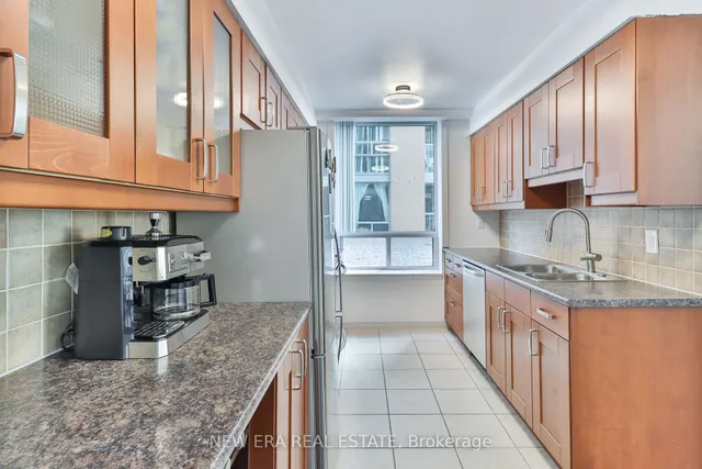 Additional image 6 of 15 Michael Power Pl Unit 203