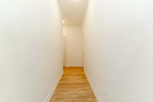 Additional image 30 of 50 Ordnance St Unit 307