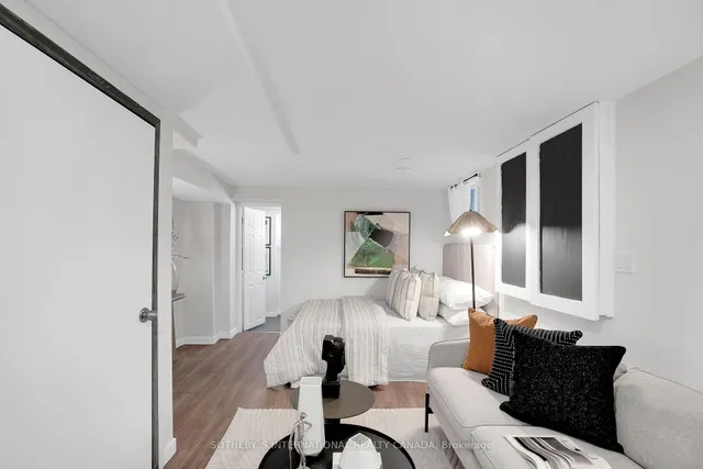 Additional image 28 of 95 Lightbourn Ave