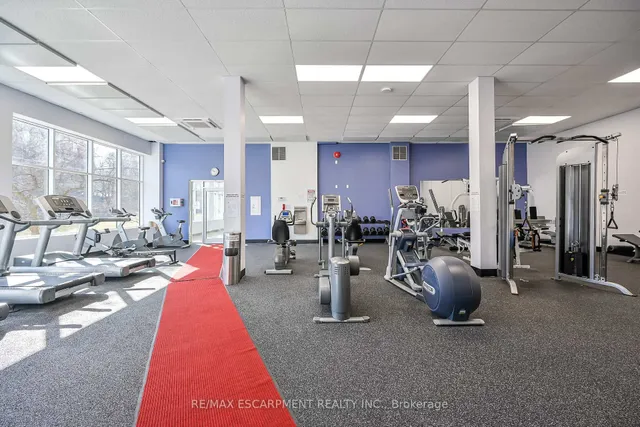 Additional image 42 of 1966 MAIN St Unit 502