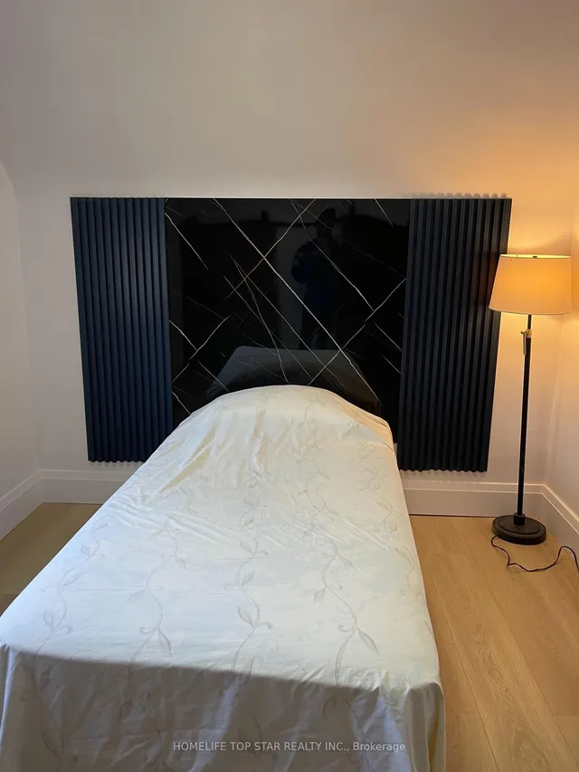 Additional image 4 of 35 Wolcott Ave