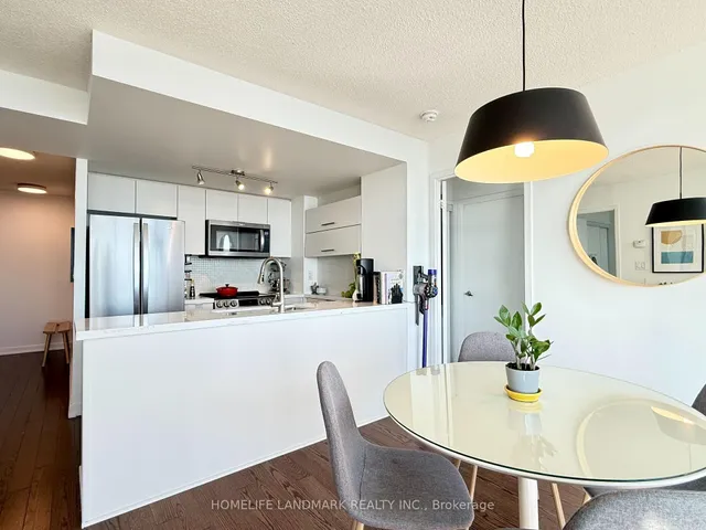 Additional image 8 of 15 Fort York Blvd Unit 2610