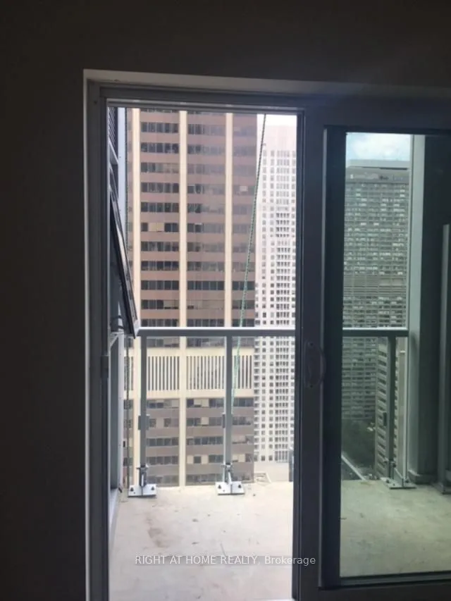 Additional image 12 of 1 Yorkville Ave Unit 3012