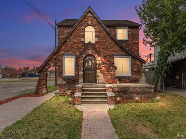 16127 Birwood St, Detroit, MI 48221
