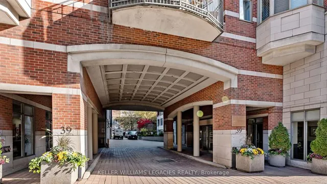 39 Jarvis St Unit 307