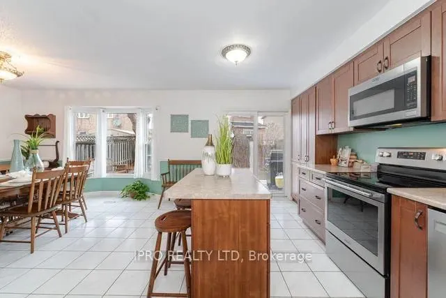 Additional image 11 of 117 Ecclestone Dr