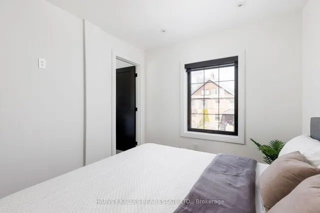 Additional image 39 of 233 MacPherson Ave