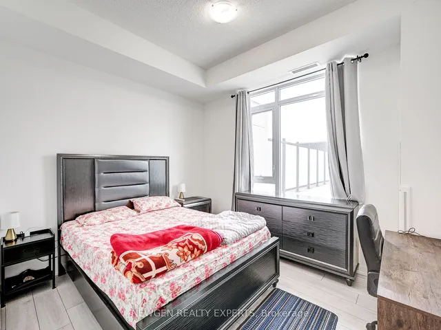 Additional image 24 of 55 Duke St Unit 508