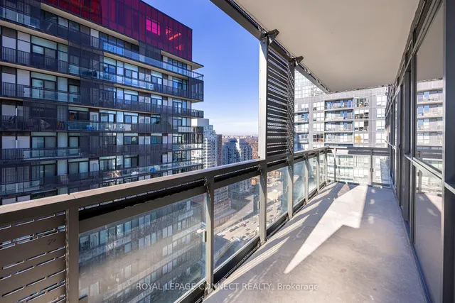 Additional image 20 of 39 Roehampton Ave Unit 2907