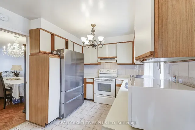 Additional image 20 of 206 Vodden St