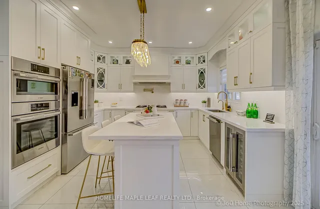 Additional image 20 of 174 Bayhampton Dr