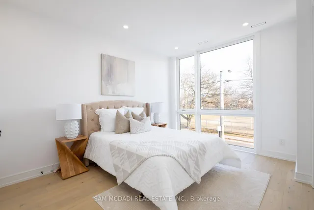 Additional image 23 of 24 Twenty First St