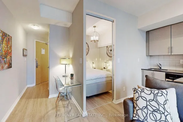 Additional image 11 of 55 Bremner Blvd Unit 1306