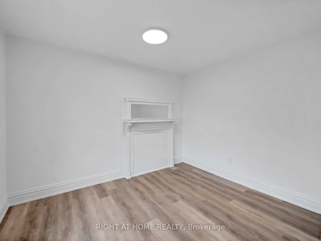 Additional image 31 of 132 Holton Ave