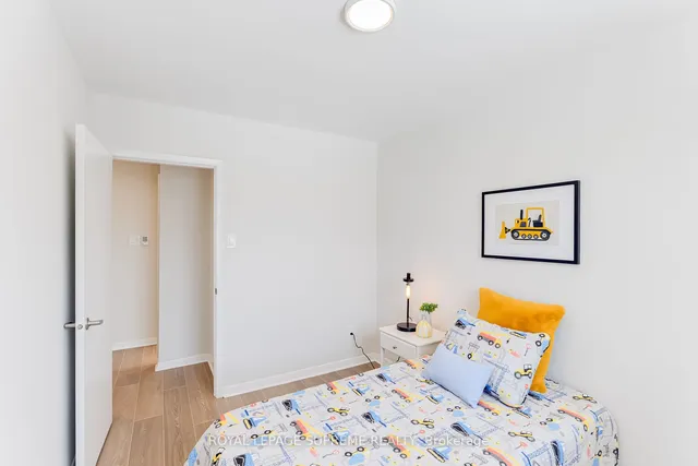 Additional image 25 of 70 Milford Haven Dr