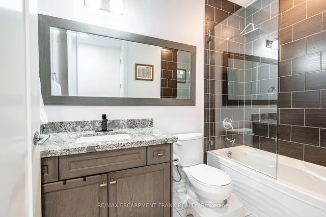 Additional image 29 of 112 King St Unit 1012