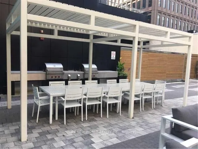 Additional image 10 of 30 Roehampton Ave Unit 1803