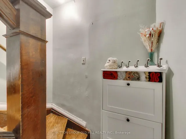 Additional image 16 of 198 Howard Park Ave