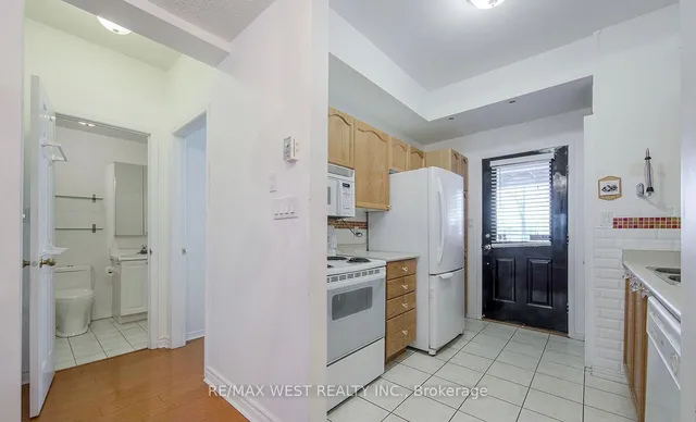 Additional image 9 of 901 Kennedy Rd Unit 26