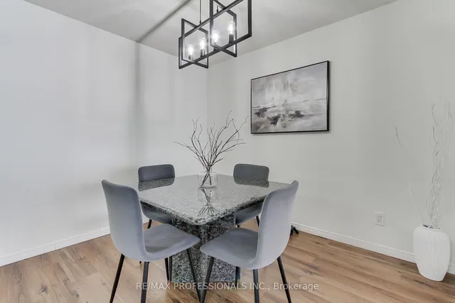 Additional image 11 of 30 Greenfield Ave Unit 409