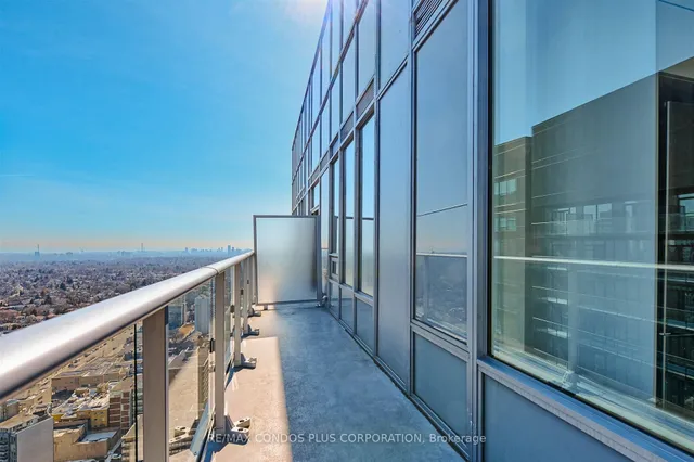 Additional image 21 of 195 Redpath Ave Unit Ph03