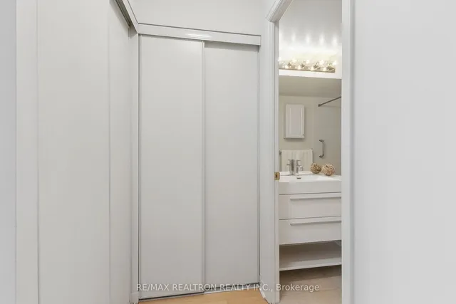 Additional image 20 of 2628 Mccowan Rd Unit 317