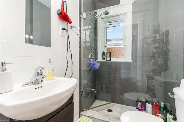 Additional image 18 of 74 Kenilworth Ave