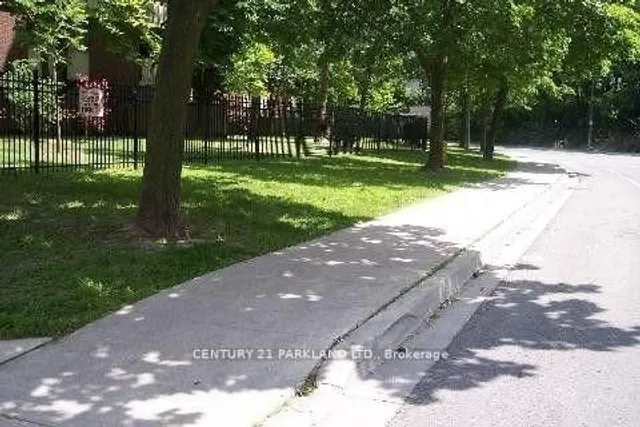 Additional image 30 of 1 Massey Sq Unit 1914