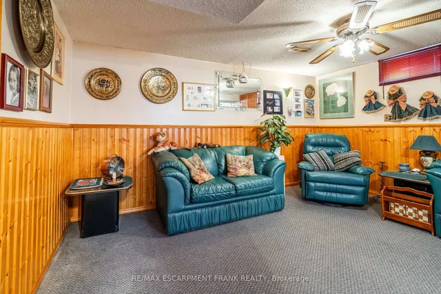 Additional image 23 of 75 Hanover Pl