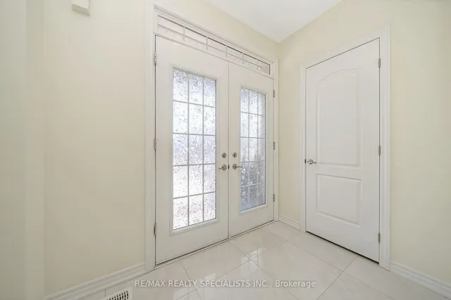 Additional image 6 of 10 Loomis Rd