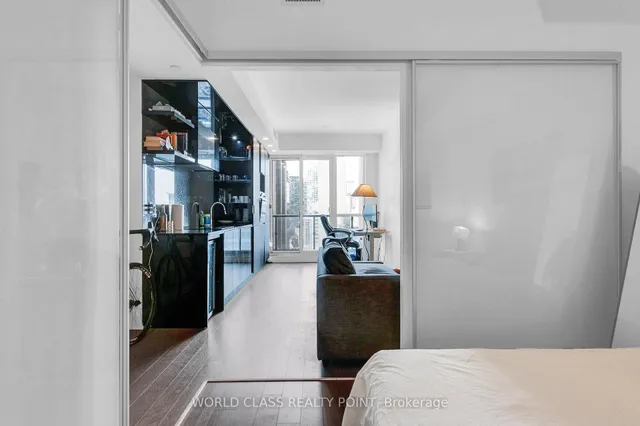 Additional image 15 of 70 Temperance St Unit 1914