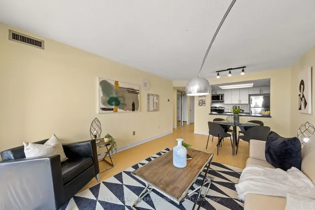 Additional image 17 of 725 King St Unit 703