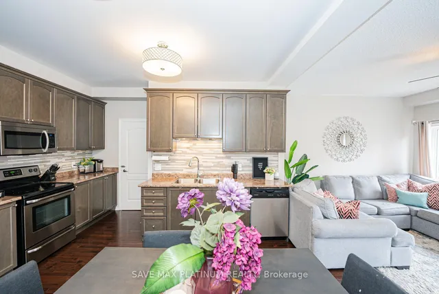 Additional image 2 of 12 Hatton Crt