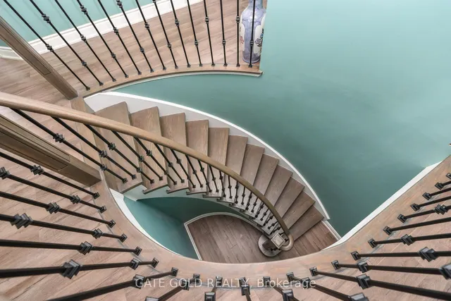 Additional image 16 of 23 HARTFORD Tr