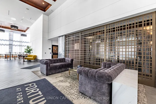 Additional image 36 of 38 IANNUZZI St Unit 305