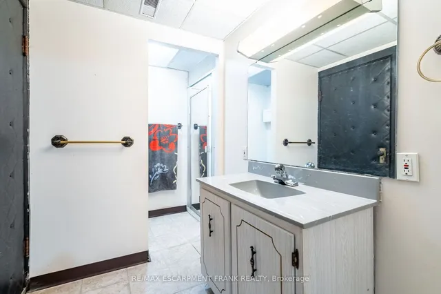 Additional image 28 of 209 Nash Rd